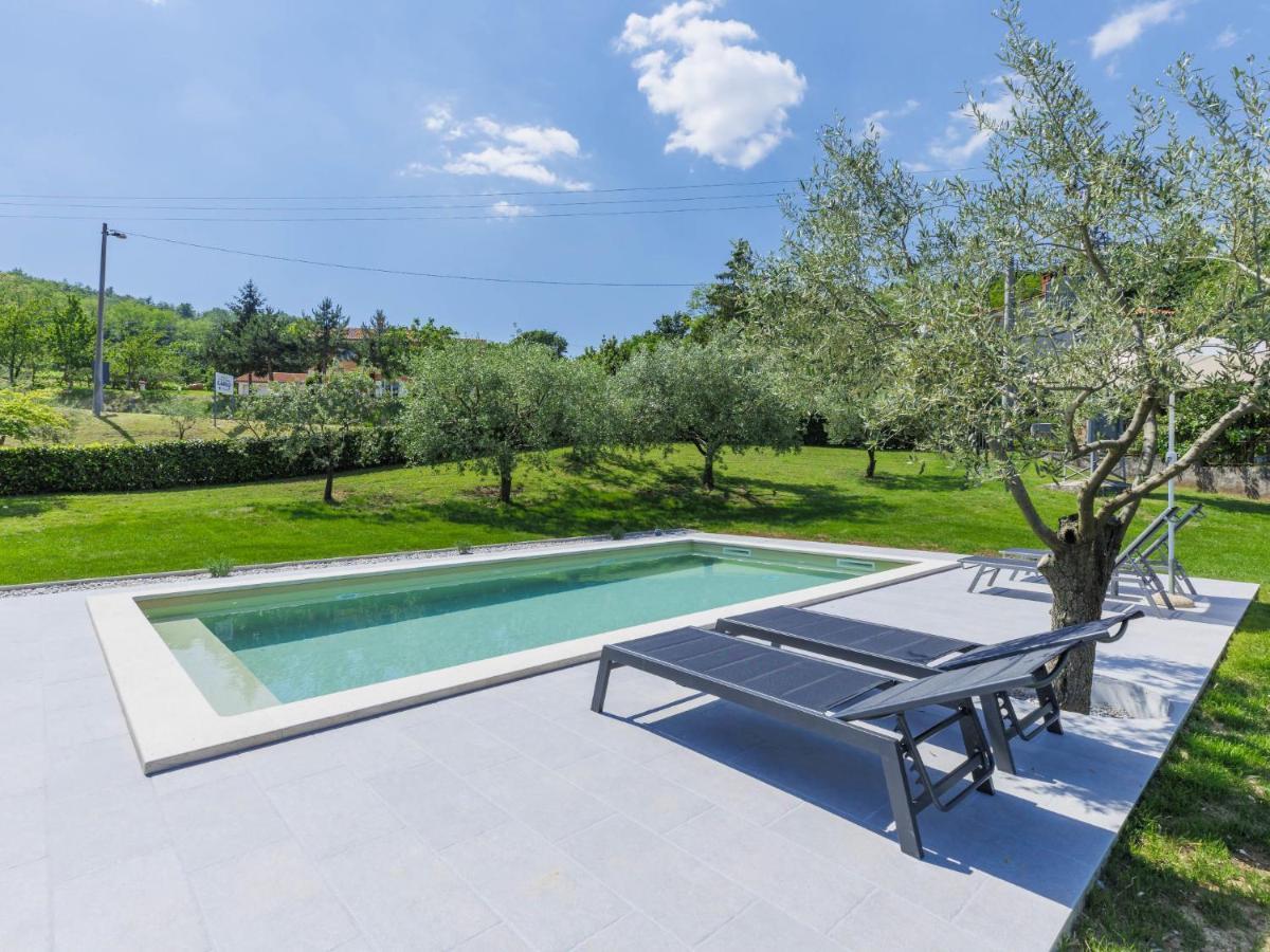 Holiday Home Carlo - Ipc102 By Interhome Pićan المظهر الخارجي الصورة