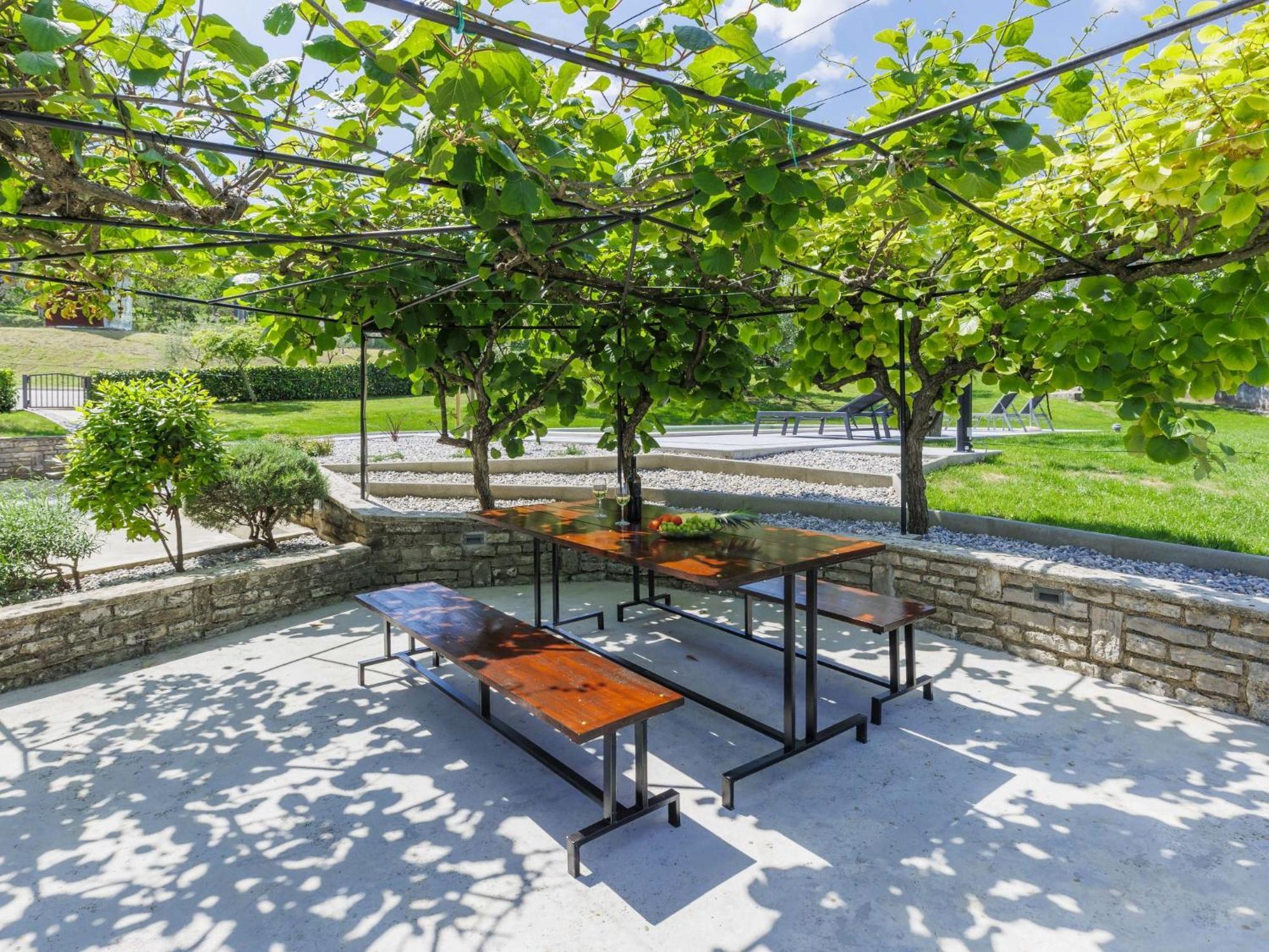 Holiday Home Carlo - Ipc102 By Interhome Pićan المظهر الخارجي الصورة